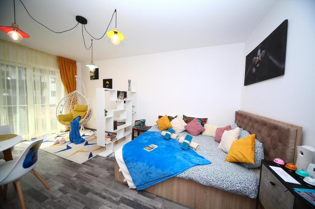 B&M Apartment Braşov Esterno foto